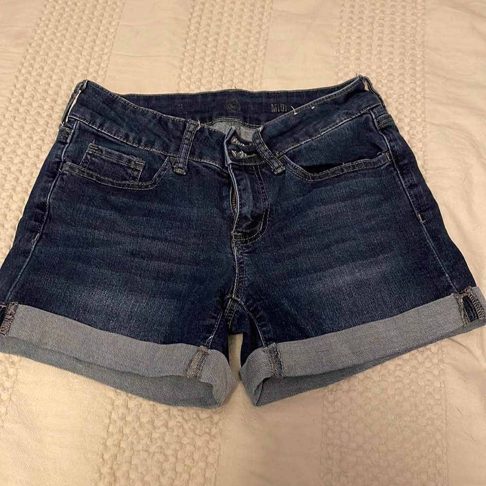 mid length shorts dark wash